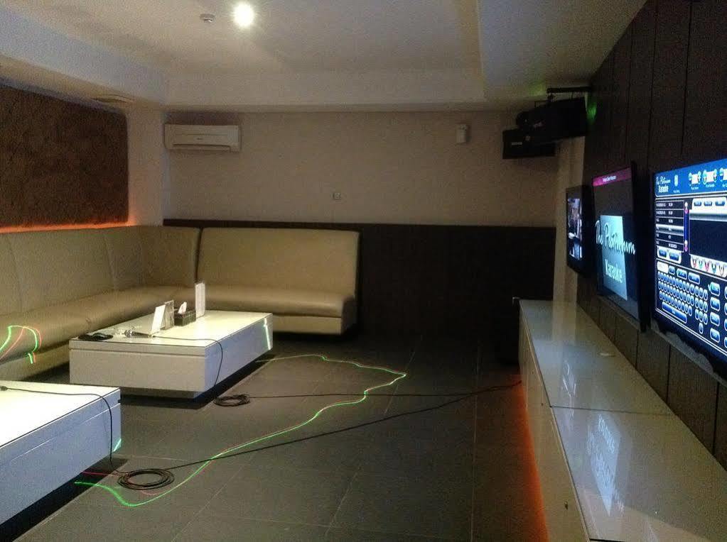 Grand Kecubung Hotel Pangkalan Bun Luaran gambar
