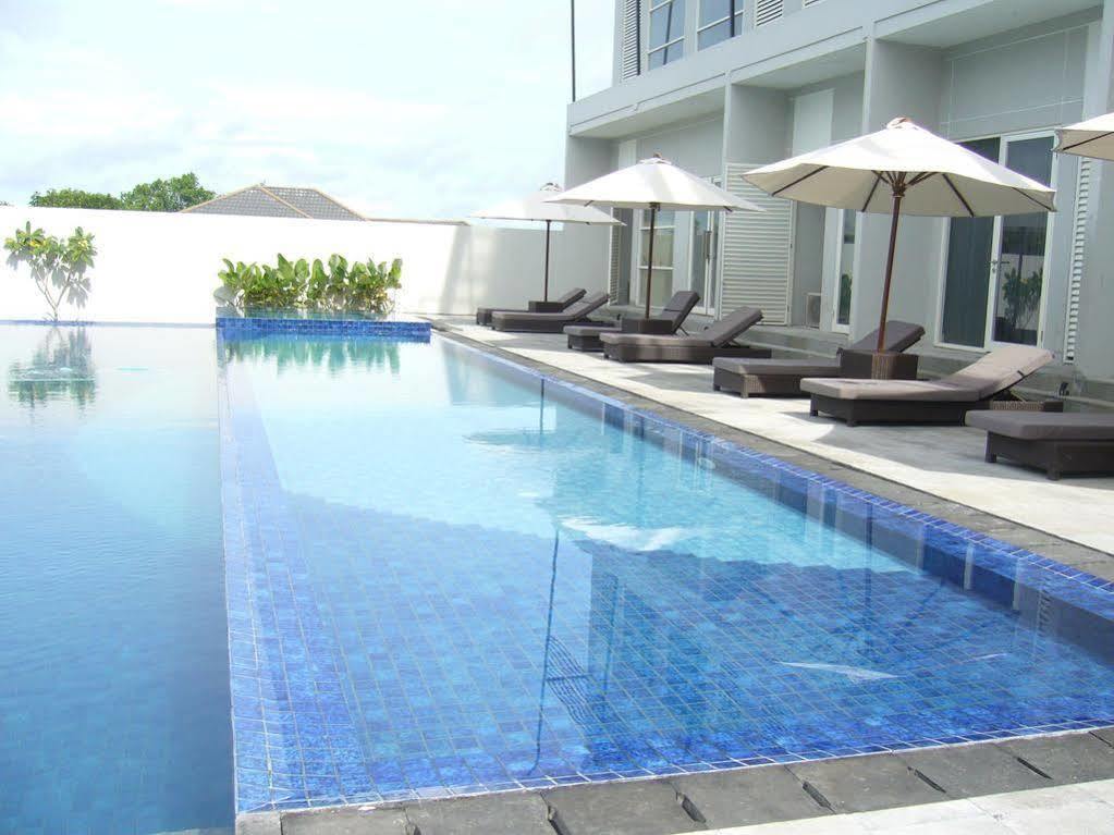 Grand Kecubung Hotel Pangkalan Bun Luaran gambar