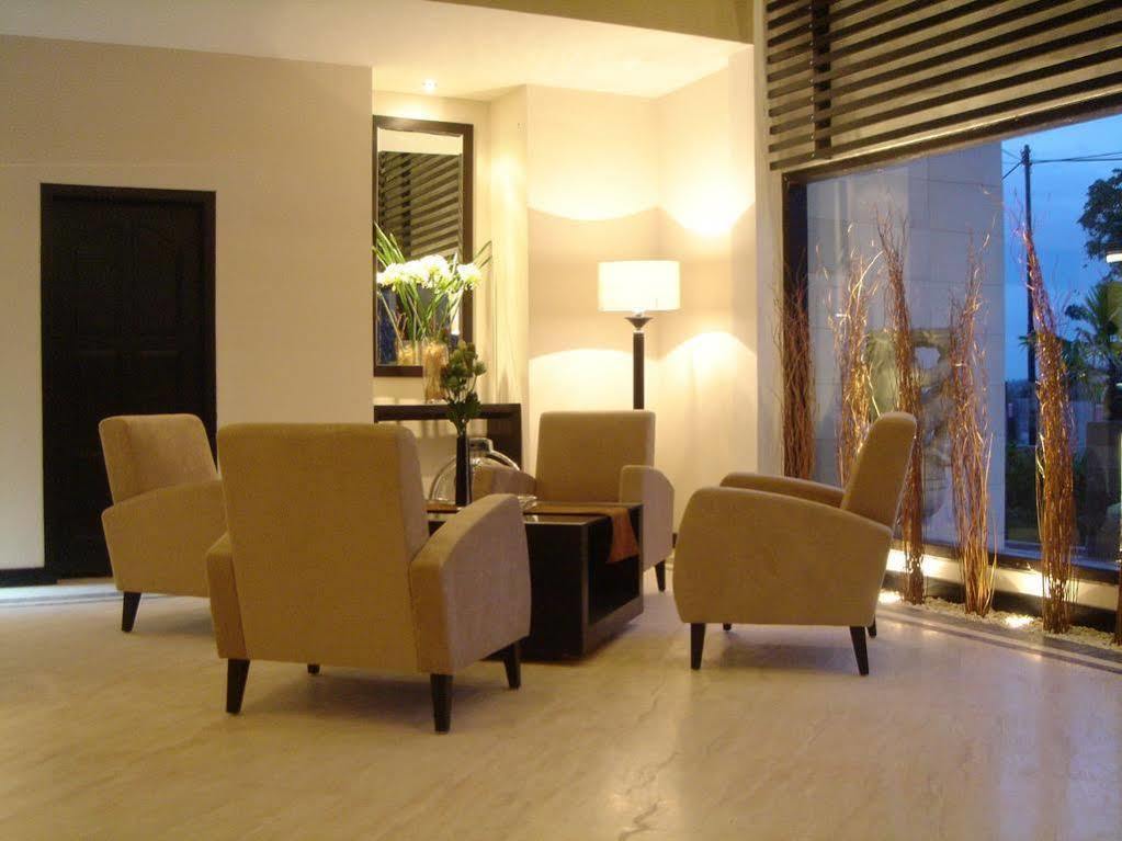 Grand Kecubung Hotel Pangkalan Bun Luaran gambar